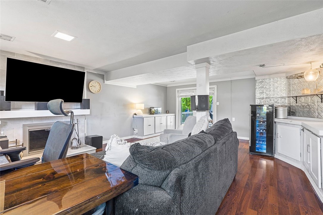 105 Lee Ridge Drive