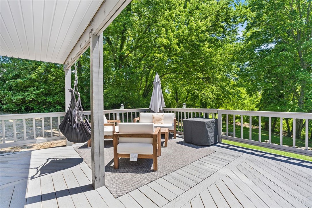 105 Lee Ridge Drive