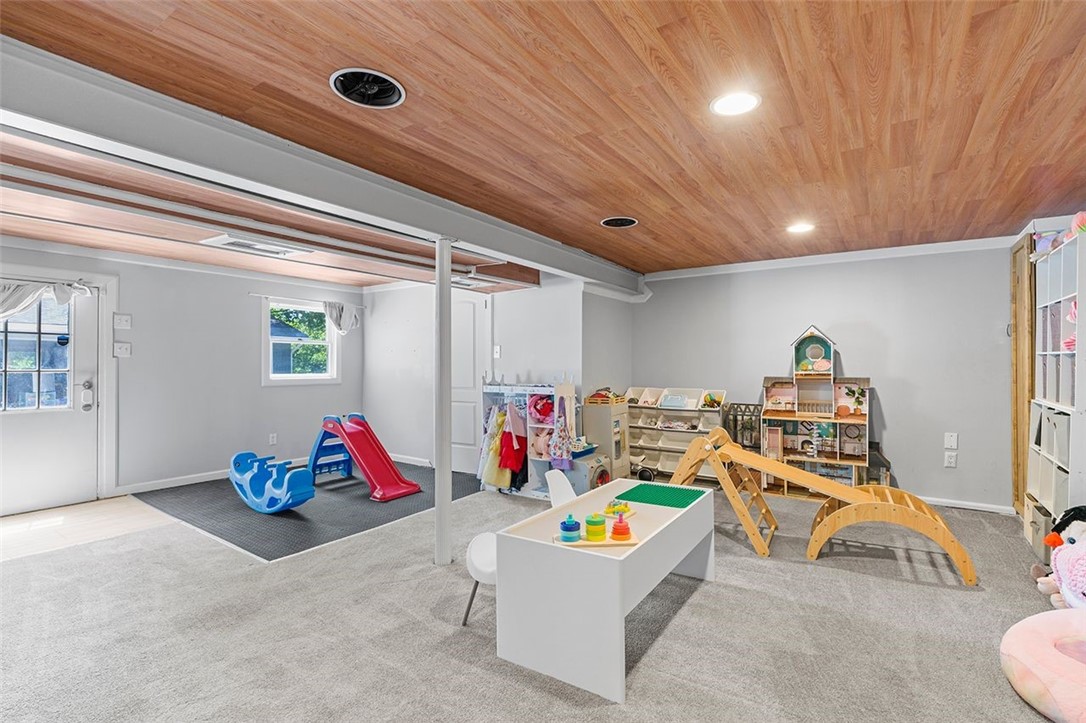 105 Lee Ridge Drive