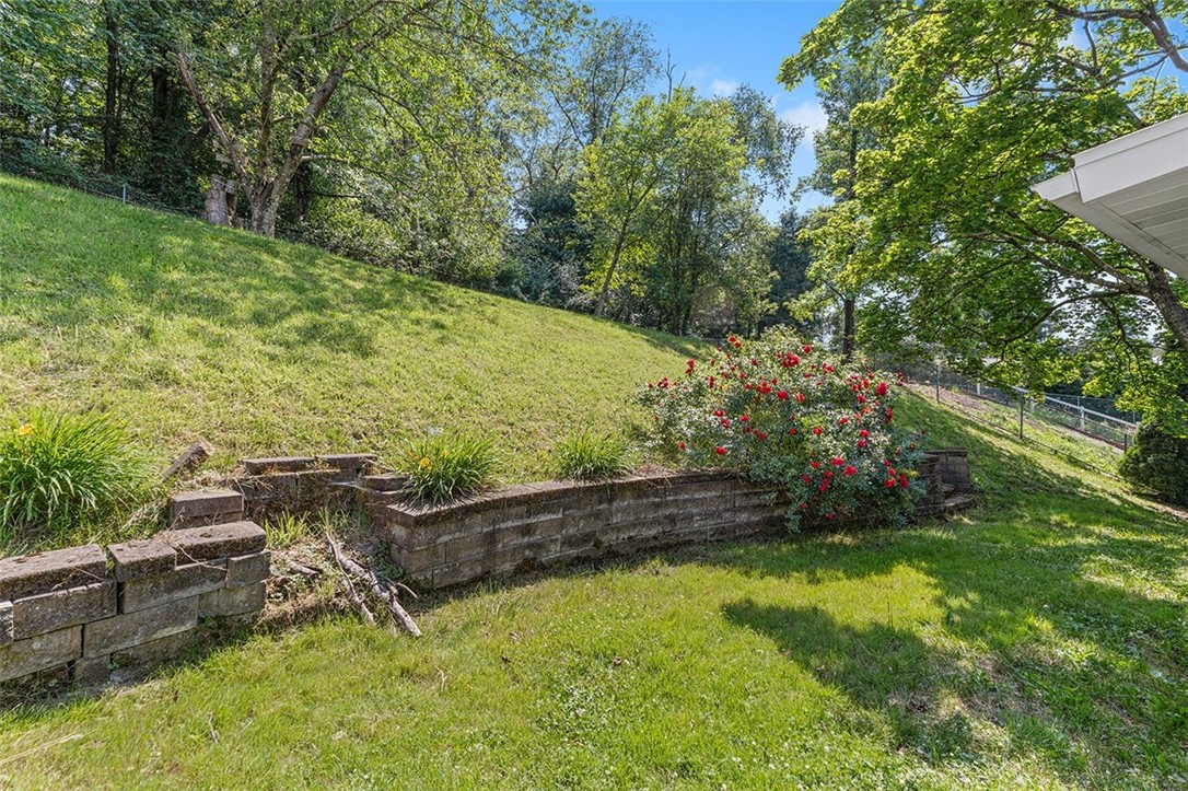 238 Larue Dr