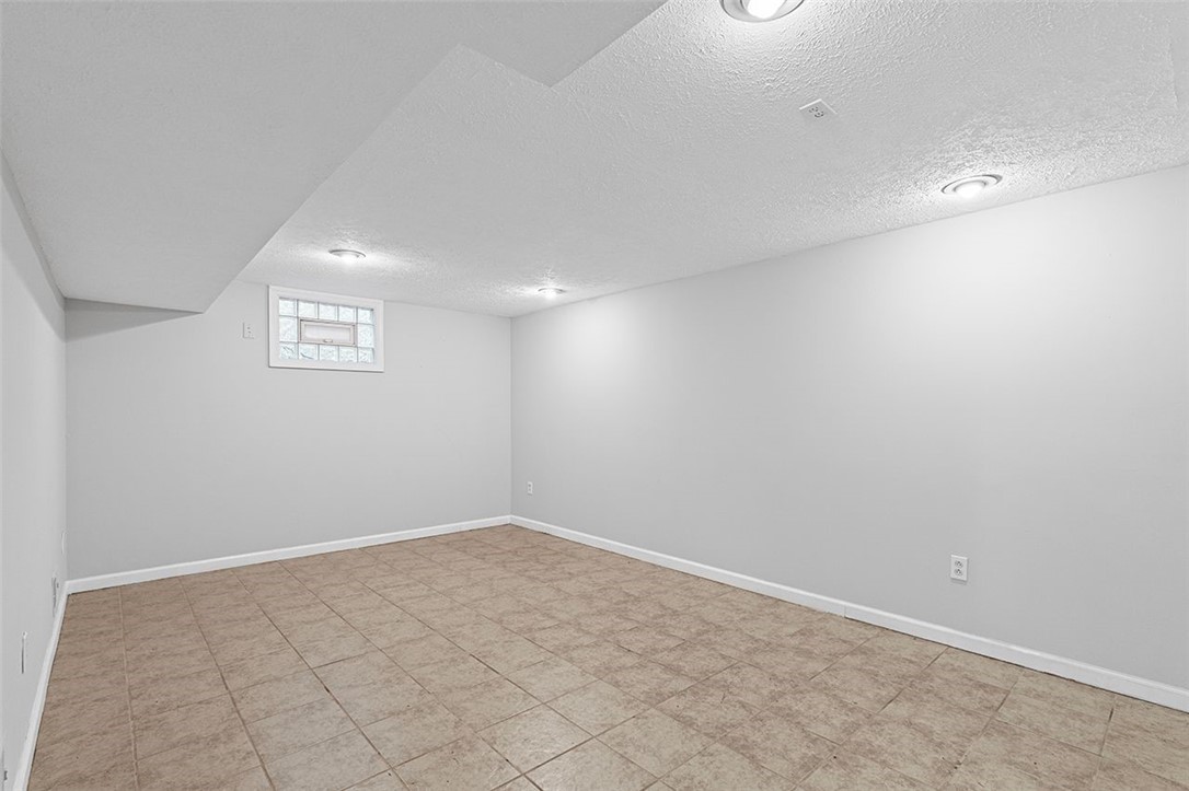 238 Larue Dr