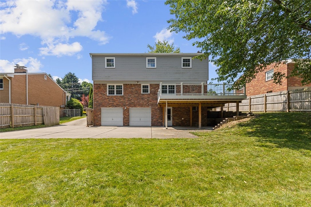 217 Lytton Rd