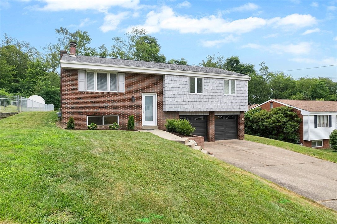 1015 Fiddleback Dr