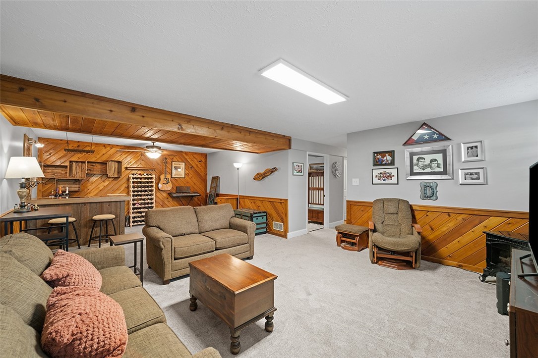 101 Cedar Ridge Drive