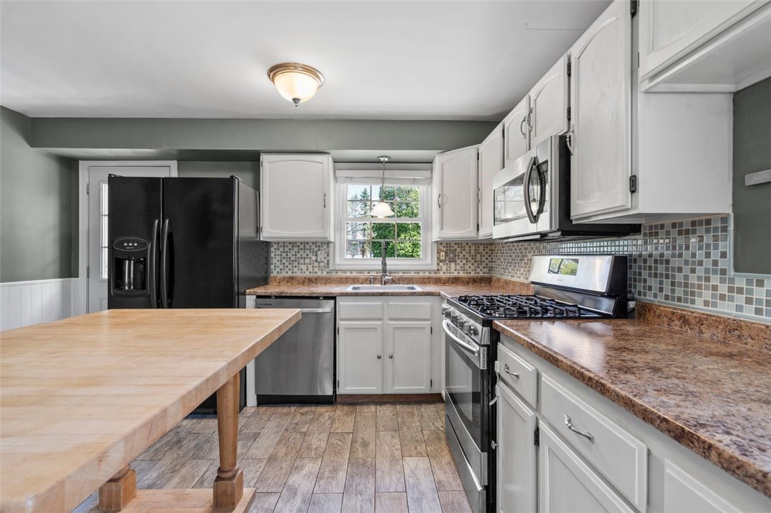424 Thompson Run Rd