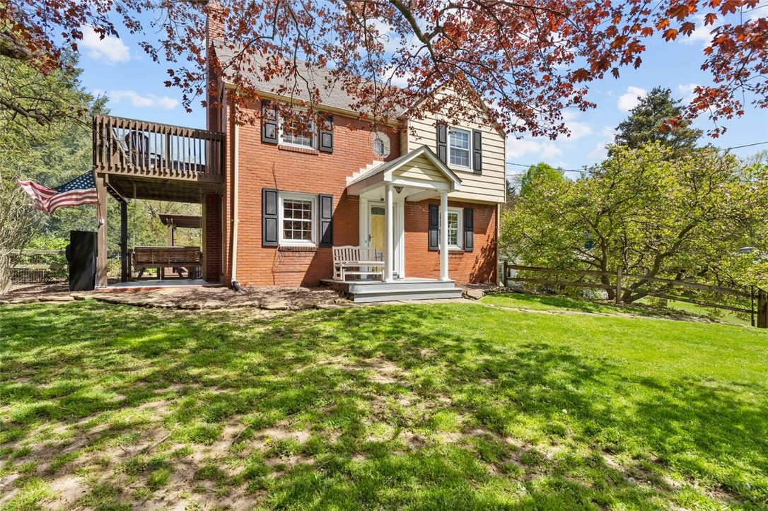 424 Thompson Run Rd