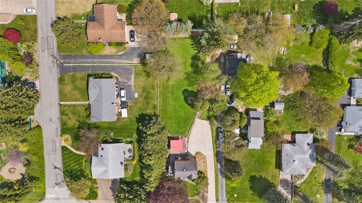 424 Thompson Run Rd
