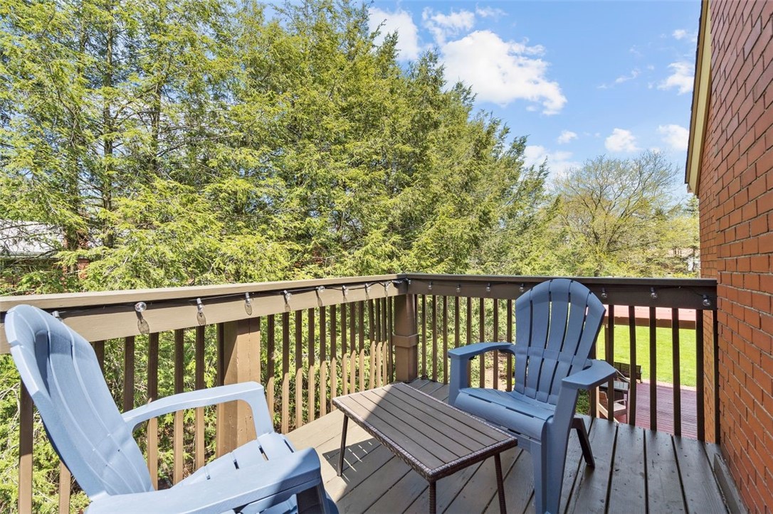 424 Thompson Run Rd