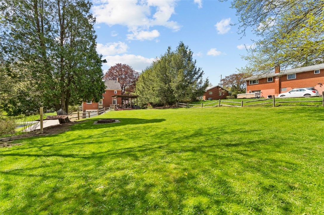 424 Thompson Run Rd