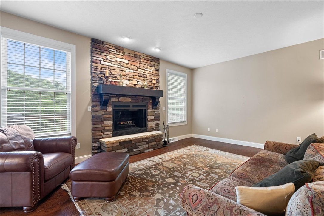 2218 Shannon Mills Dr