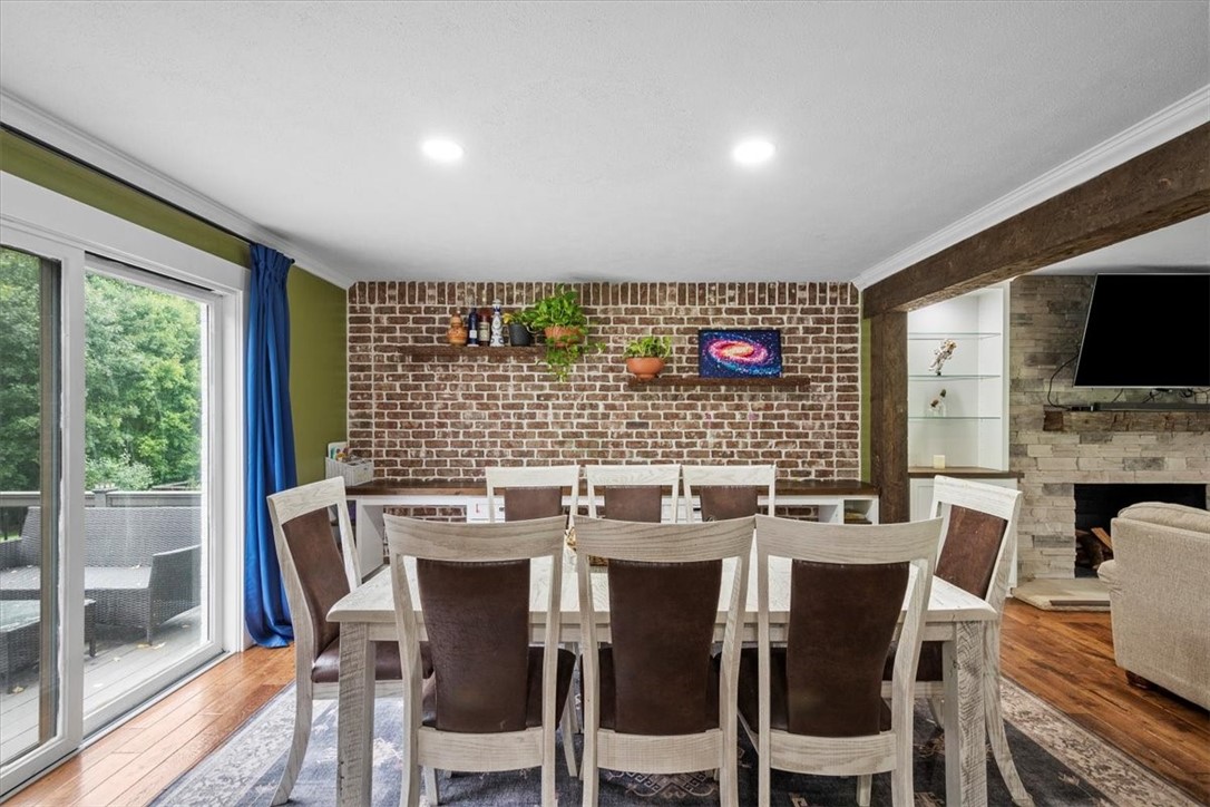 115 Shirley Ln