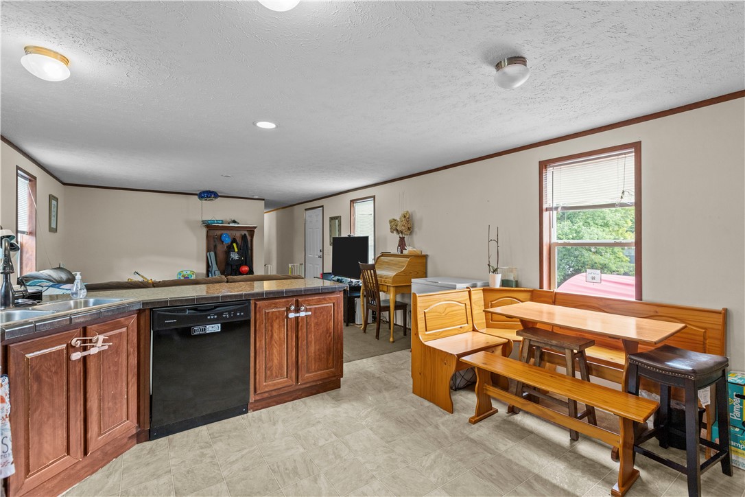402 Richmond Rd