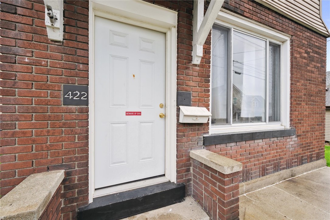 422 Guy St