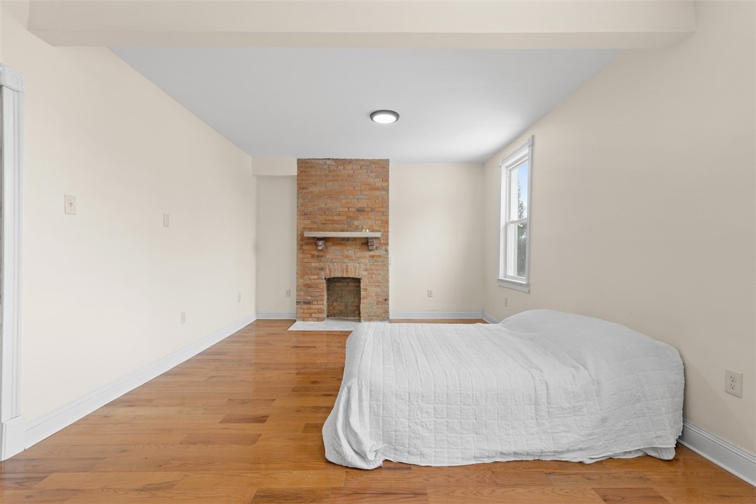 190 Sheridan Ave