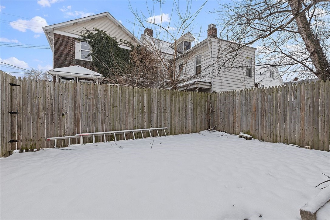 7515 Melrose St (Rear)