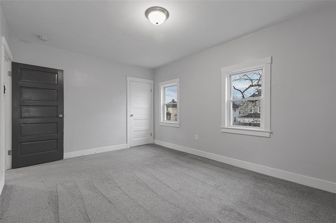 1809 Main St