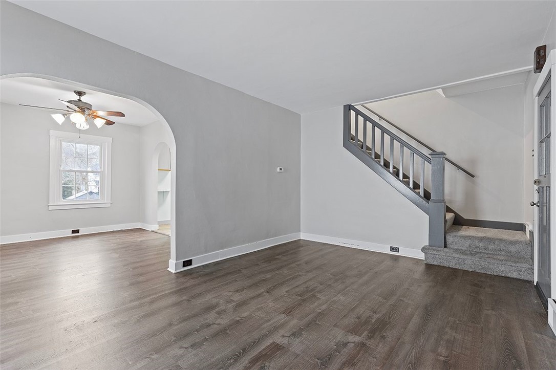 1809 Main St