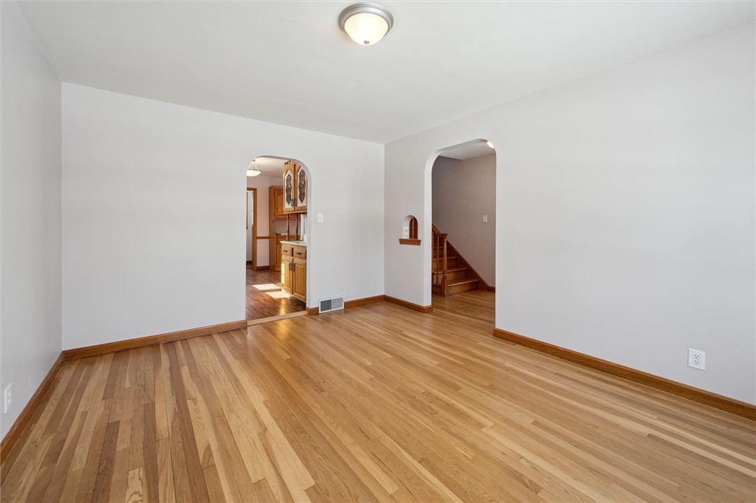 300 Smithfield St