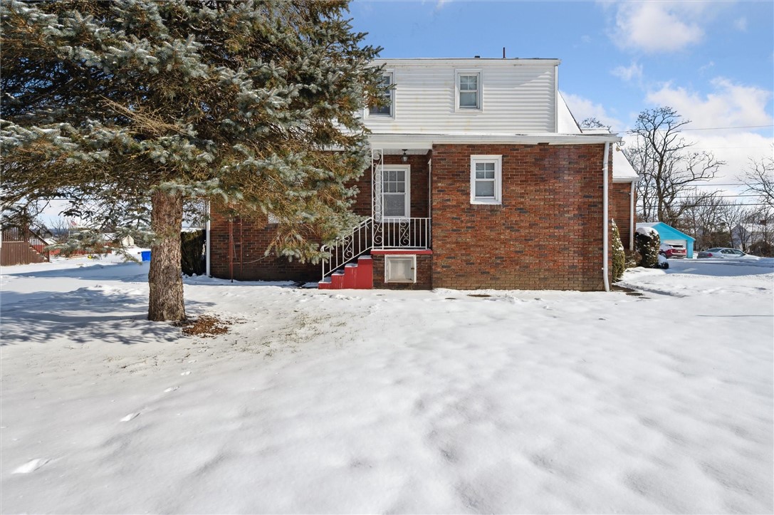 300 Smithfield St
