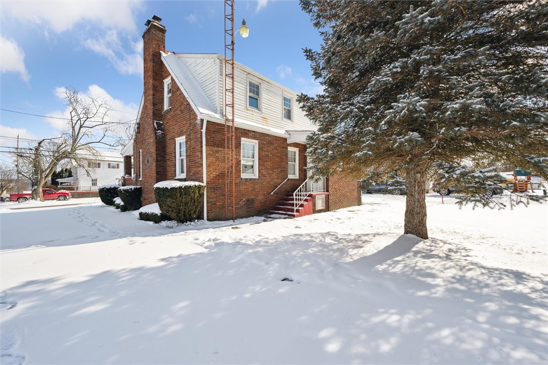 300 Smithfield St