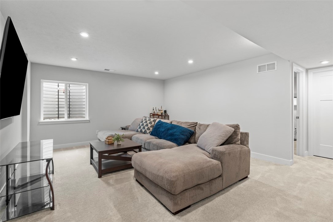 200 Dana Dr