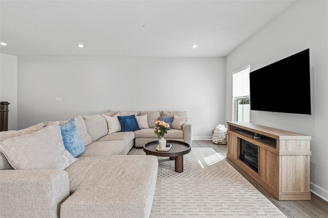200 Dana Dr
