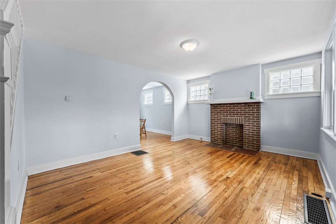 2457 S Braddock Ave