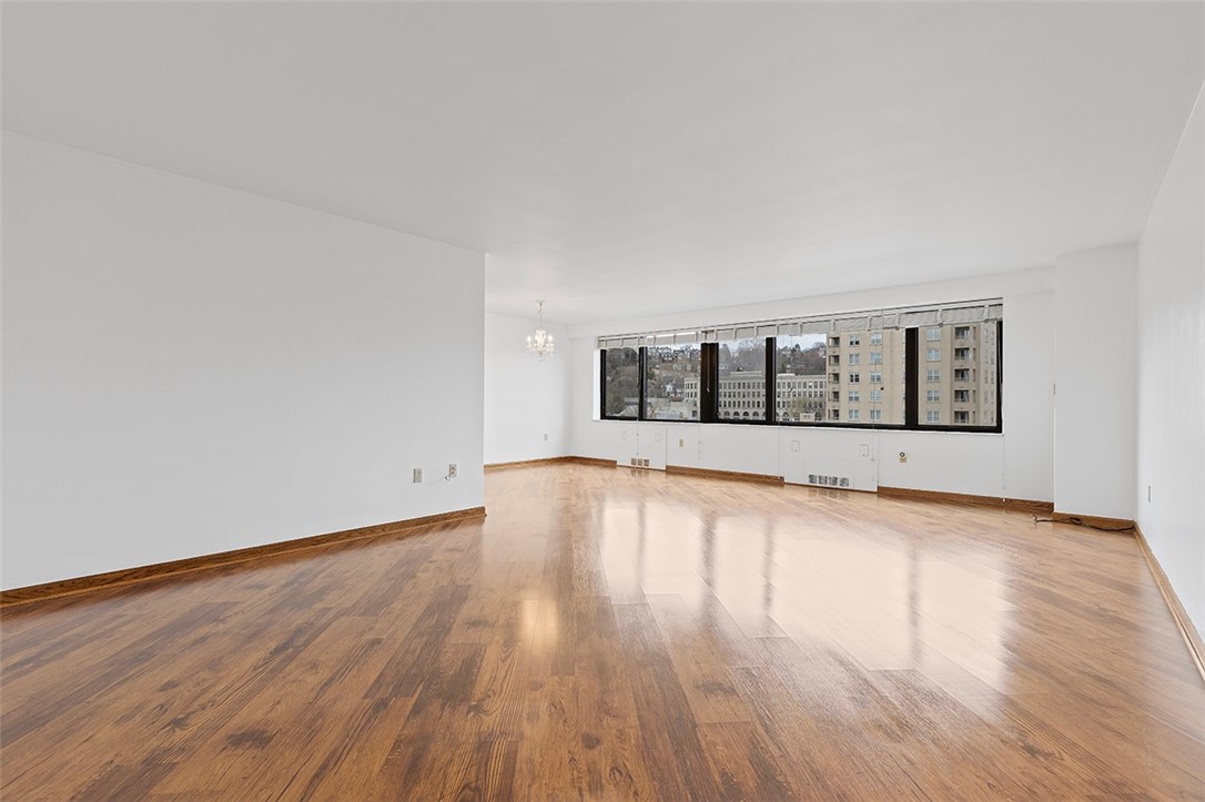 154 N Bellefield Ave 94