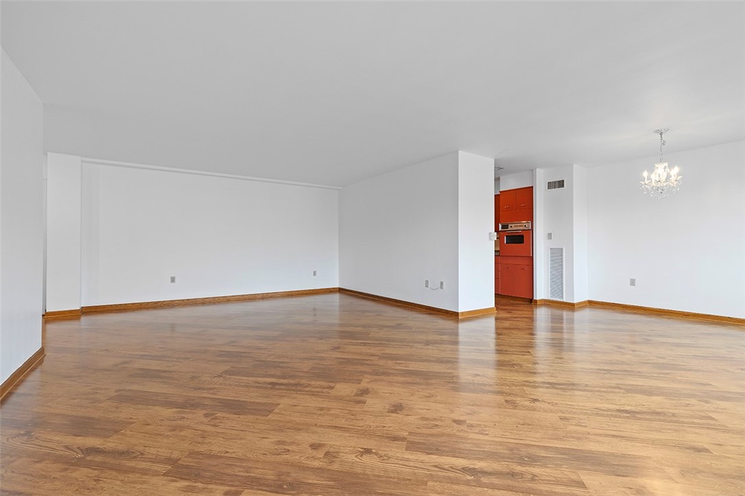 154 N Bellefield Ave 94