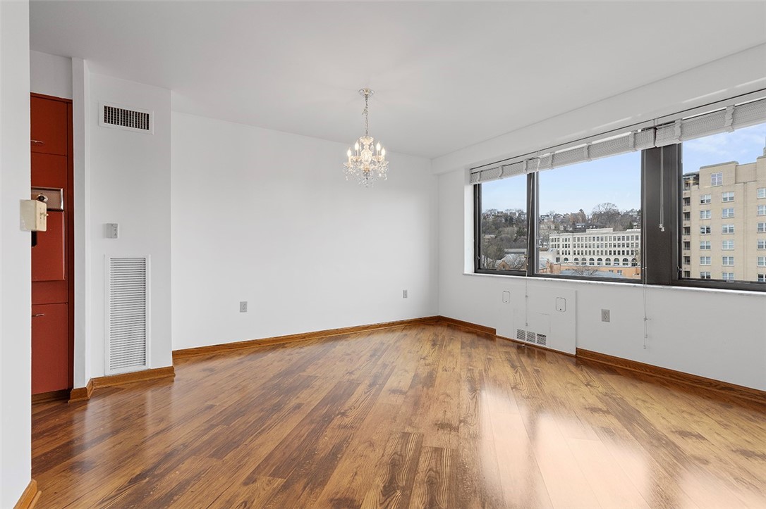 154 N Bellefield Ave 94