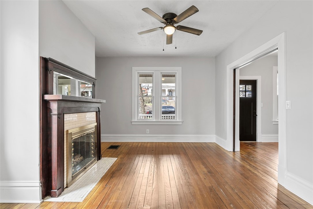 222 4th St