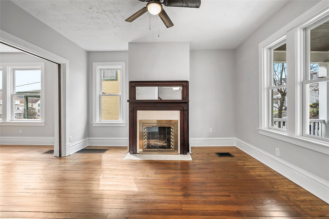 222 4th St