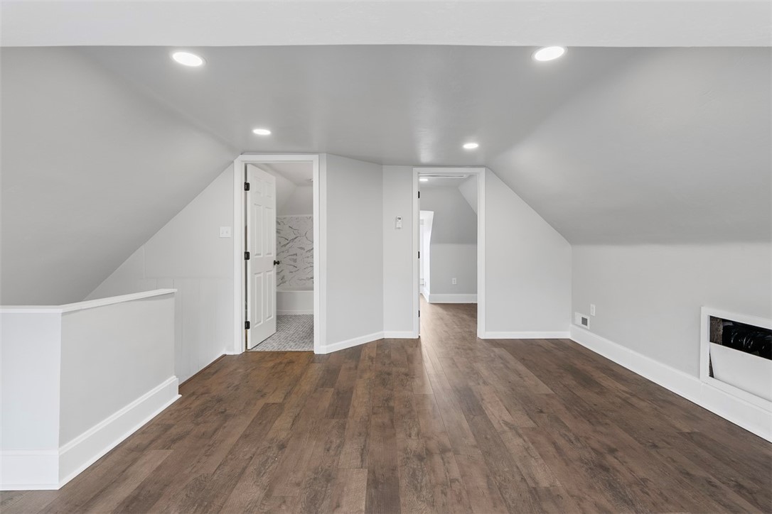 222 4th St