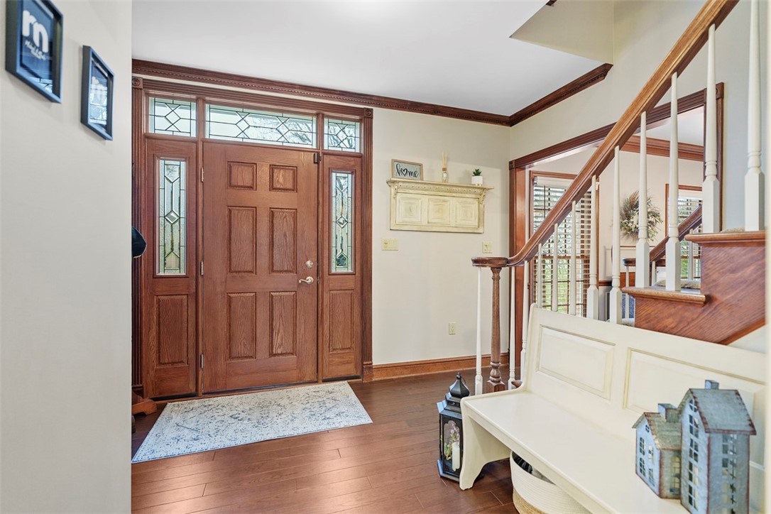 2305 Meadow Vue Dr