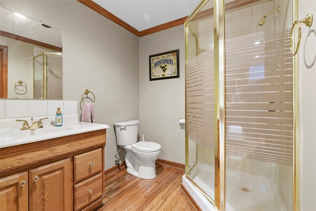 2305 Meadow Vue Dr