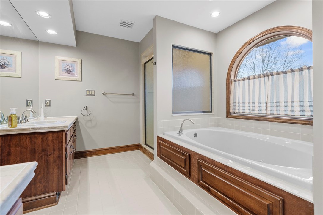 2305 Meadow Vue Dr