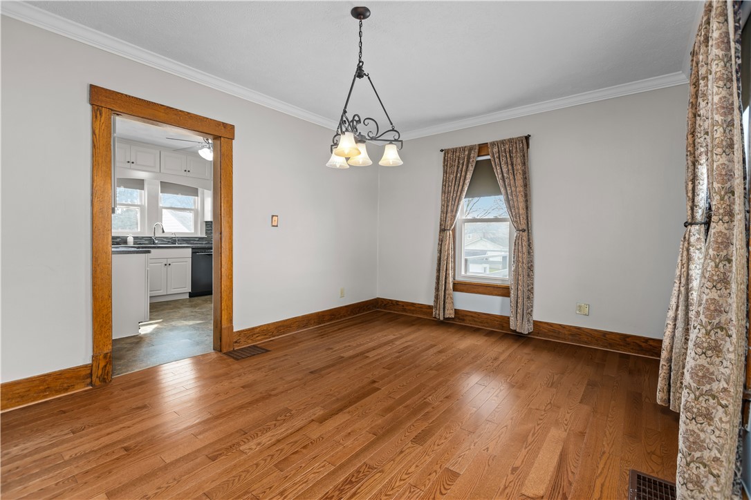 803 Superior St