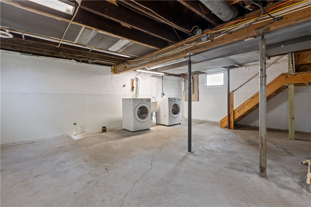 803 Superior St