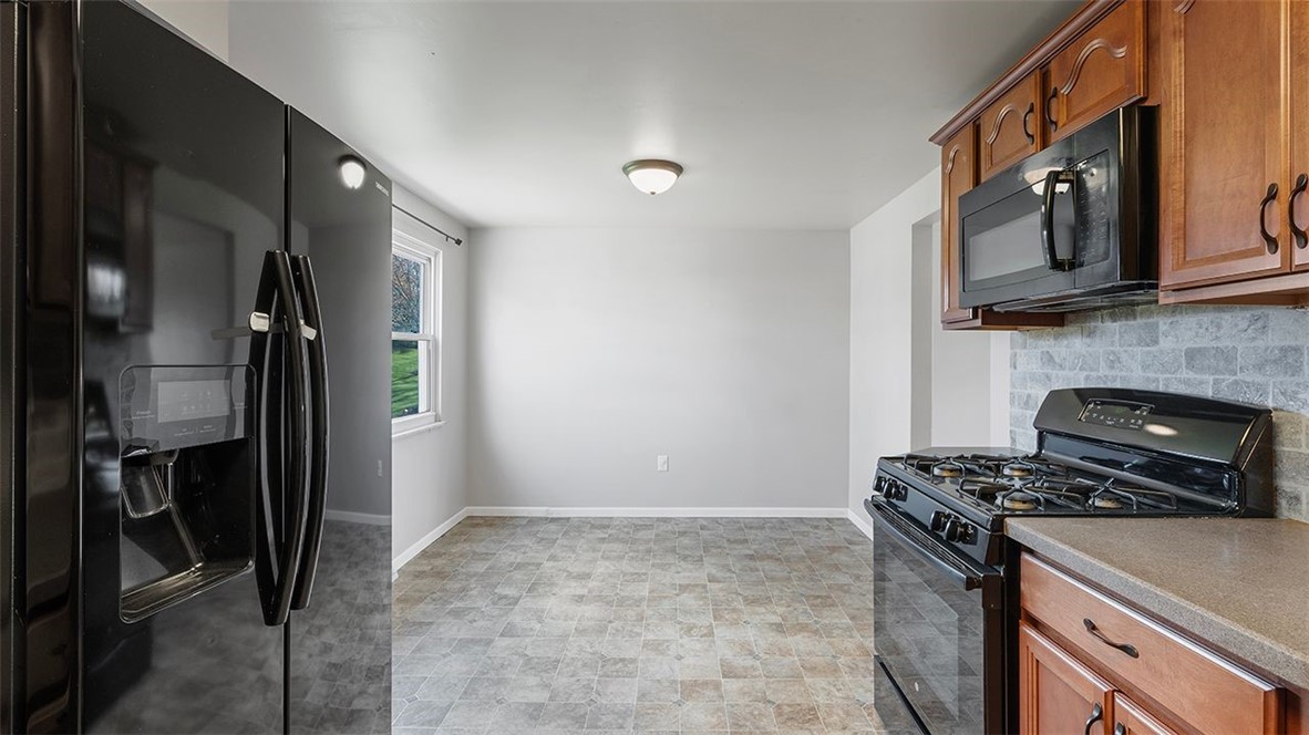 127 Bainbridge Dr