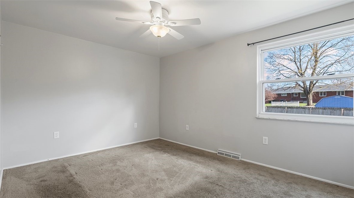 127 Bainbridge Dr