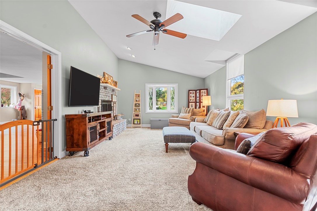 1411 Charlton Heights Rd