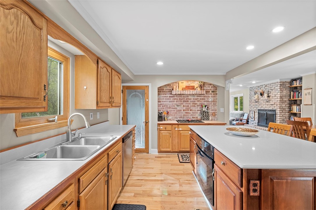 1411 Charlton Heights Rd