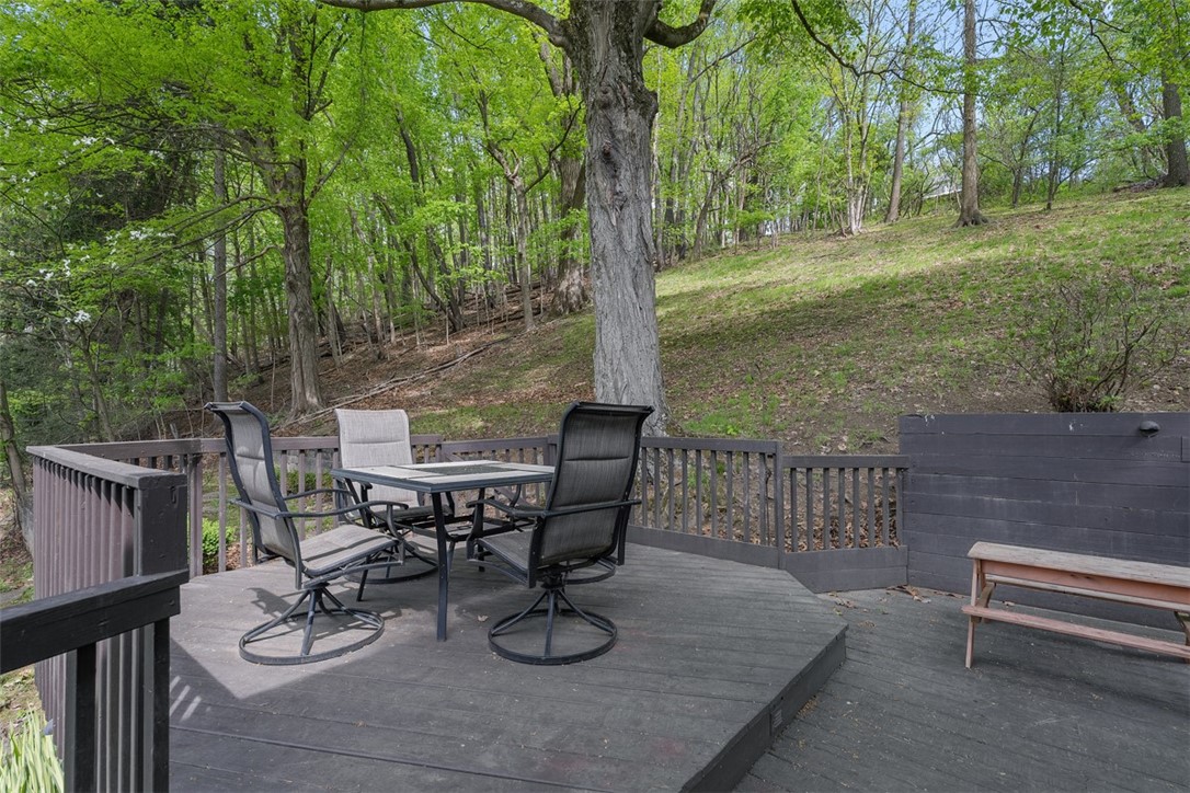 1411 Charlton Heights Rd
