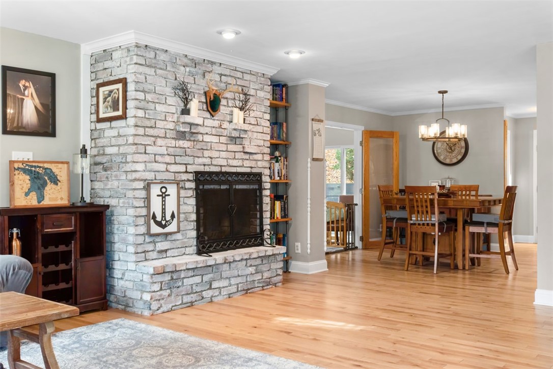 1411 Charlton Heights Rd