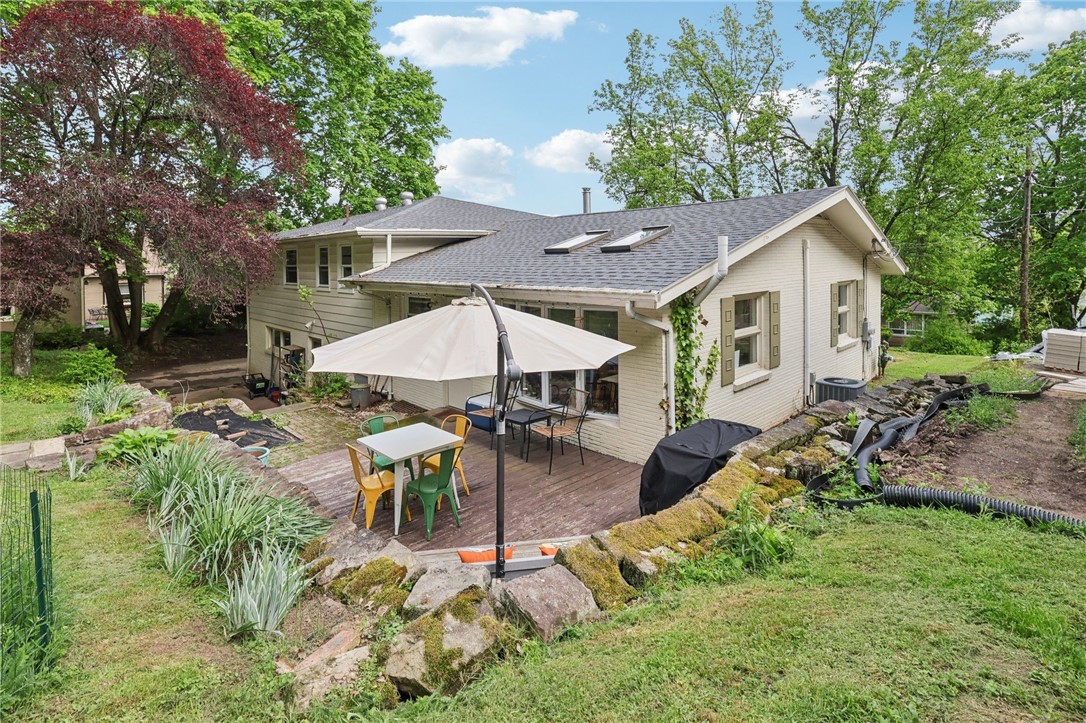 643 Croyland Ave