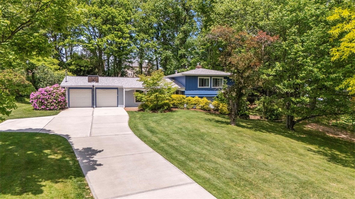 109 Meadowvue Dr
