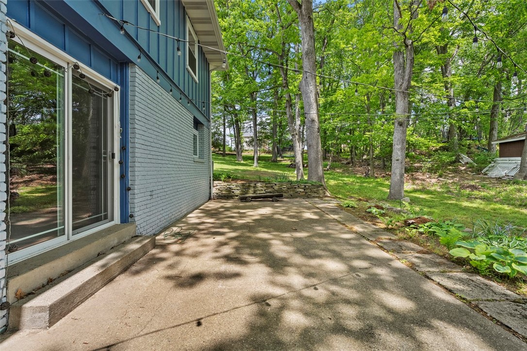 109 Meadowvue Dr