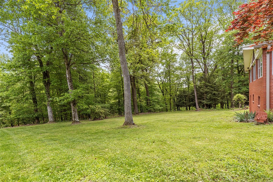 136 Whippoorwill Rd