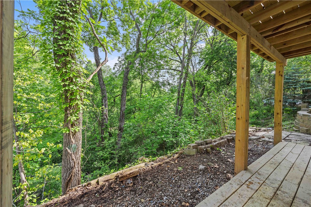 48 Glenmore Ave