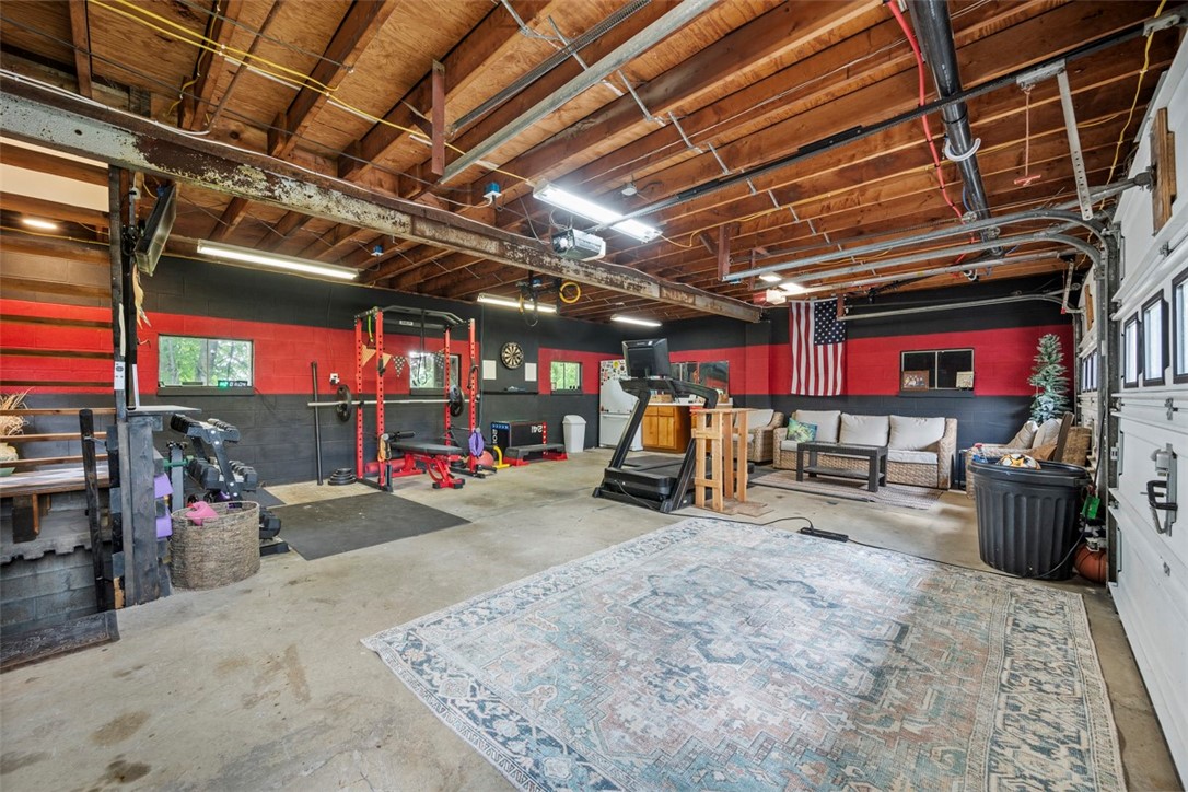 3846 Green Garden Rd